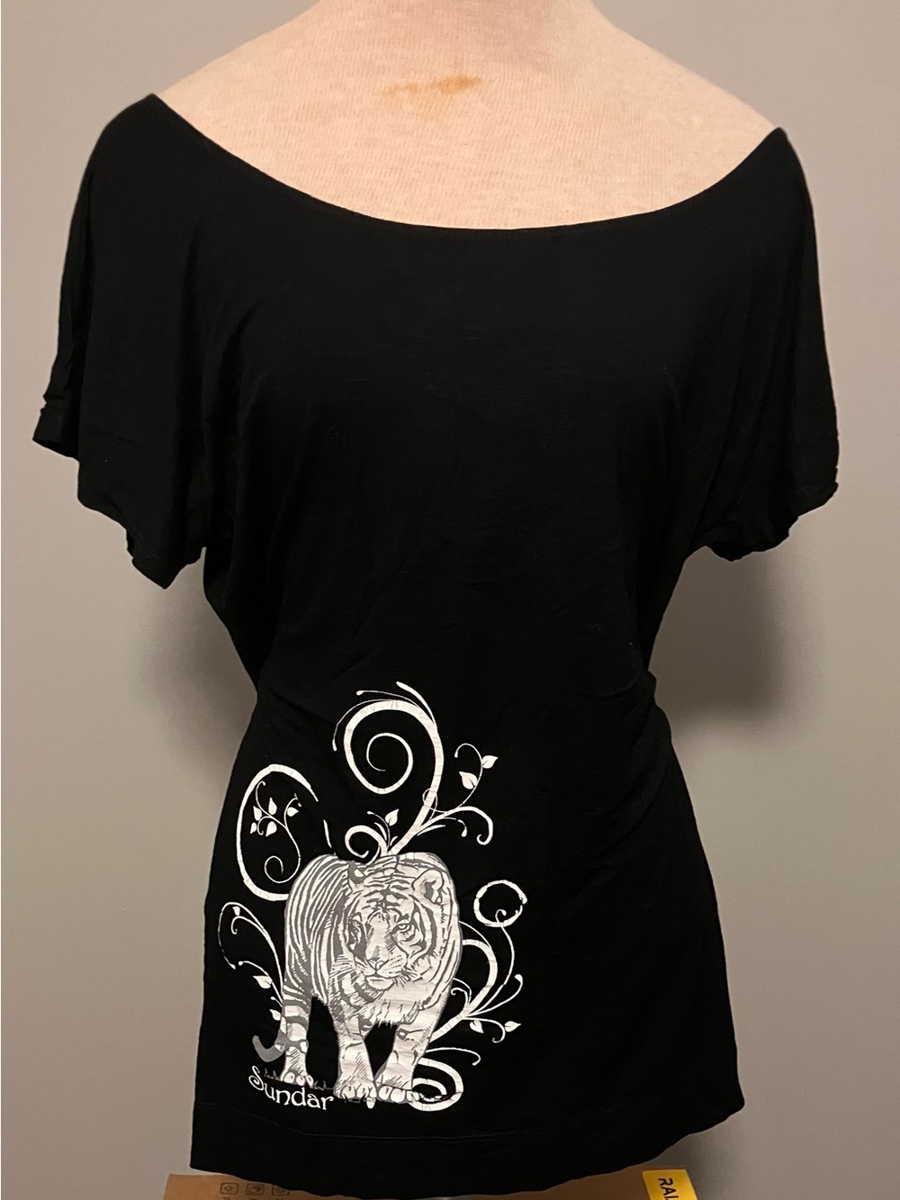 Skin Black Off-Shoulder Short Sleeve Tee with White Tiger Graphic